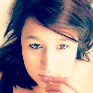 Meet your Posher, Abigail